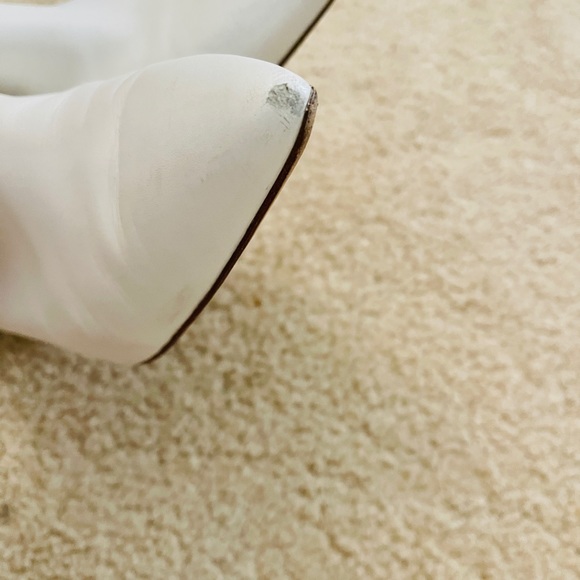 AGL Mule Heels Women size (9) 39.5 Off White Leather Pointed Toe Slide Shoes - Picture 7 of 9